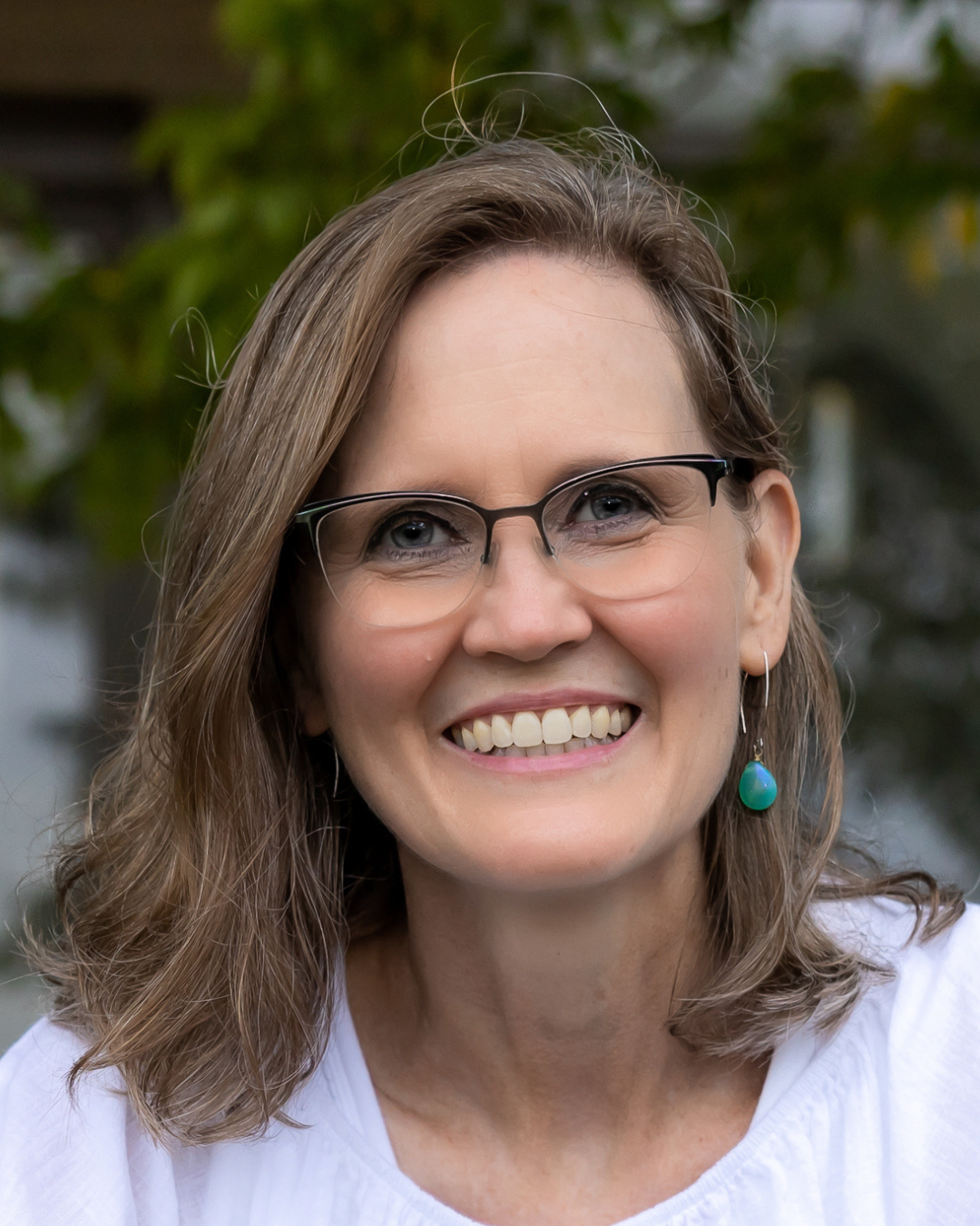 Dr. Kristin Barnhart, licensed psychologist and founder of Breakthrough Counseling, LLC